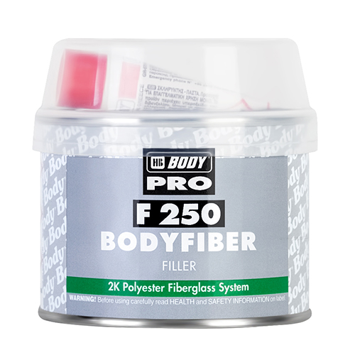 Шпатлевка Body 250 FIBER PROLINE 0,25кг Шпатлевка Body 250 FIBER PROLINE 0,25кг Шпатлевки<br>Двухкомпонентный полиэфирный наполнитель со стекловолокном для заполнения больших углублений и сквозных отверстий. Также используется для ремонта корродированных частей кузова. Равномерно наносится, быстро сохнет и легко шлифуется абразивной бумагой Р80–Р120. Позволяет получить эластичное и устойчивое к механическим воздействиям покрытие.<br>