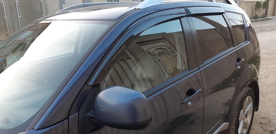 Дефлекторы окон Vinguru Mitsubishi Outlander 2005-2012 накладные литьевой поликарбонат скотч 4 шт
Дефлекторы окон Vinguru Mitsubishi Outlander 2005-2012 накладные литьевой поликарбонат скотч 4 шт
