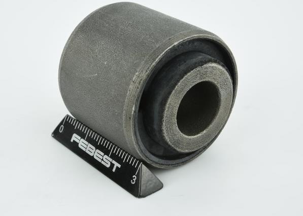 Сайлентблок зад. попереч. тяги Ford Focus I, II 98-, C-Max 03-, Mazda 3 03-, 5 05-, Volvo C30 06-, S40 II 04-
Сайлентблок зад. попереч. тяги Ford Focus I, II 98-, C-Max 03-, Mazda 3 03-, 5 05-, Volvo C30 06-, S40 II 04-