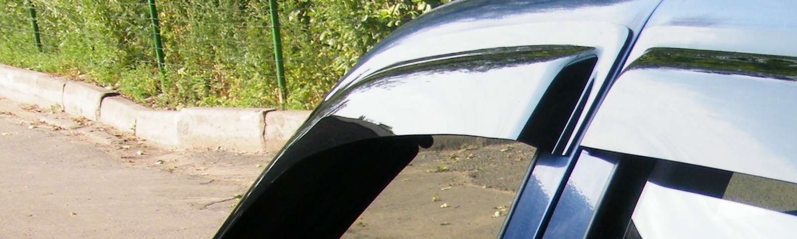 

Ветровики Suzuki Grand Vitara 1999-2005 (Prestige)