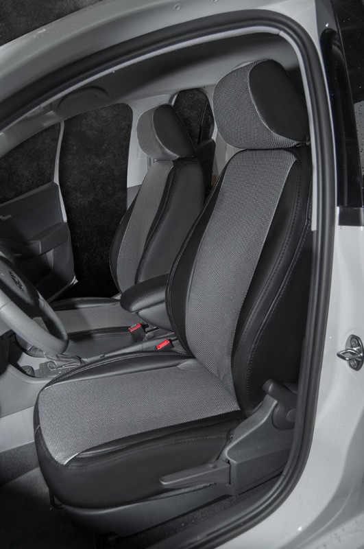

Чехлы Почин Skoda Rapid экокожа черно-серые