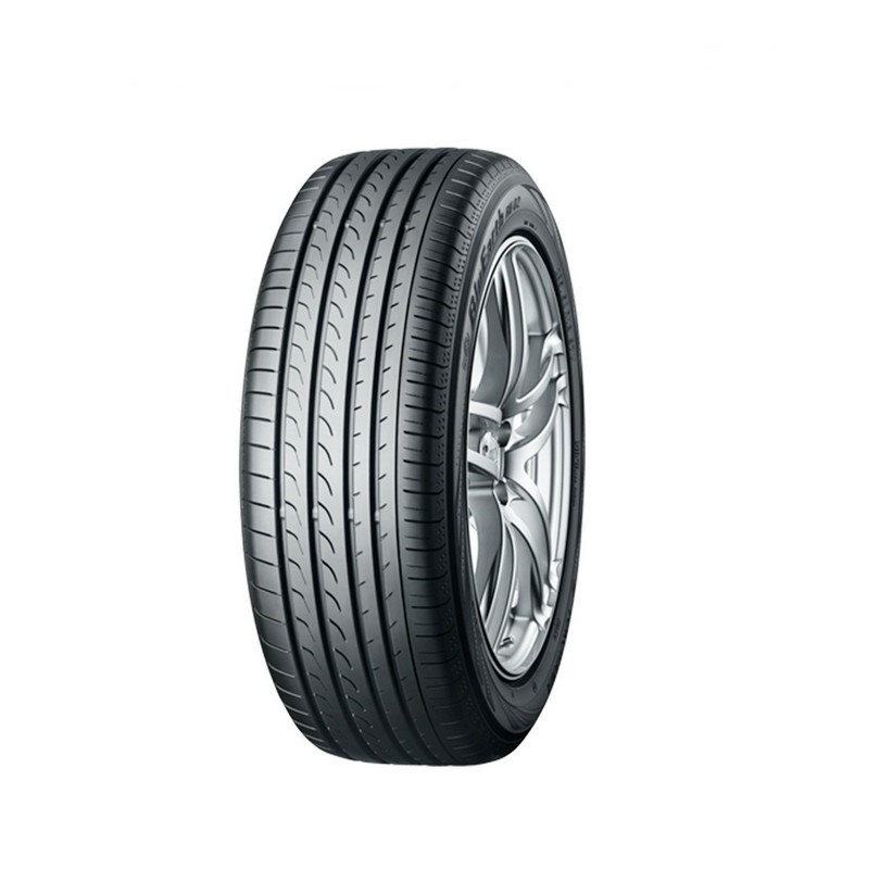 

Шина YOKOHAMA BluEarth RV-02 225/65 R17 106V