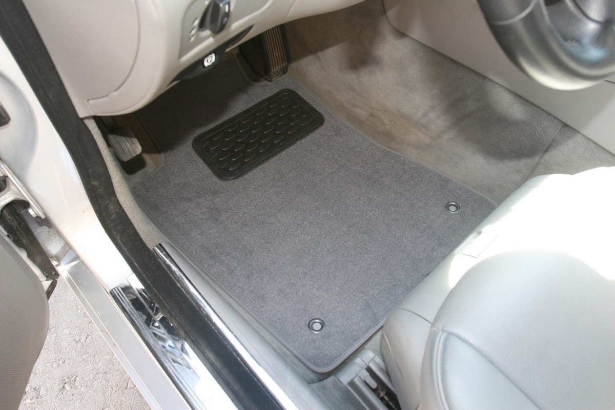 

Коврики салона MERCEDES-BENZ CLS-Class C219 АКПП 2004-2011 седан текстильные черные 4шт