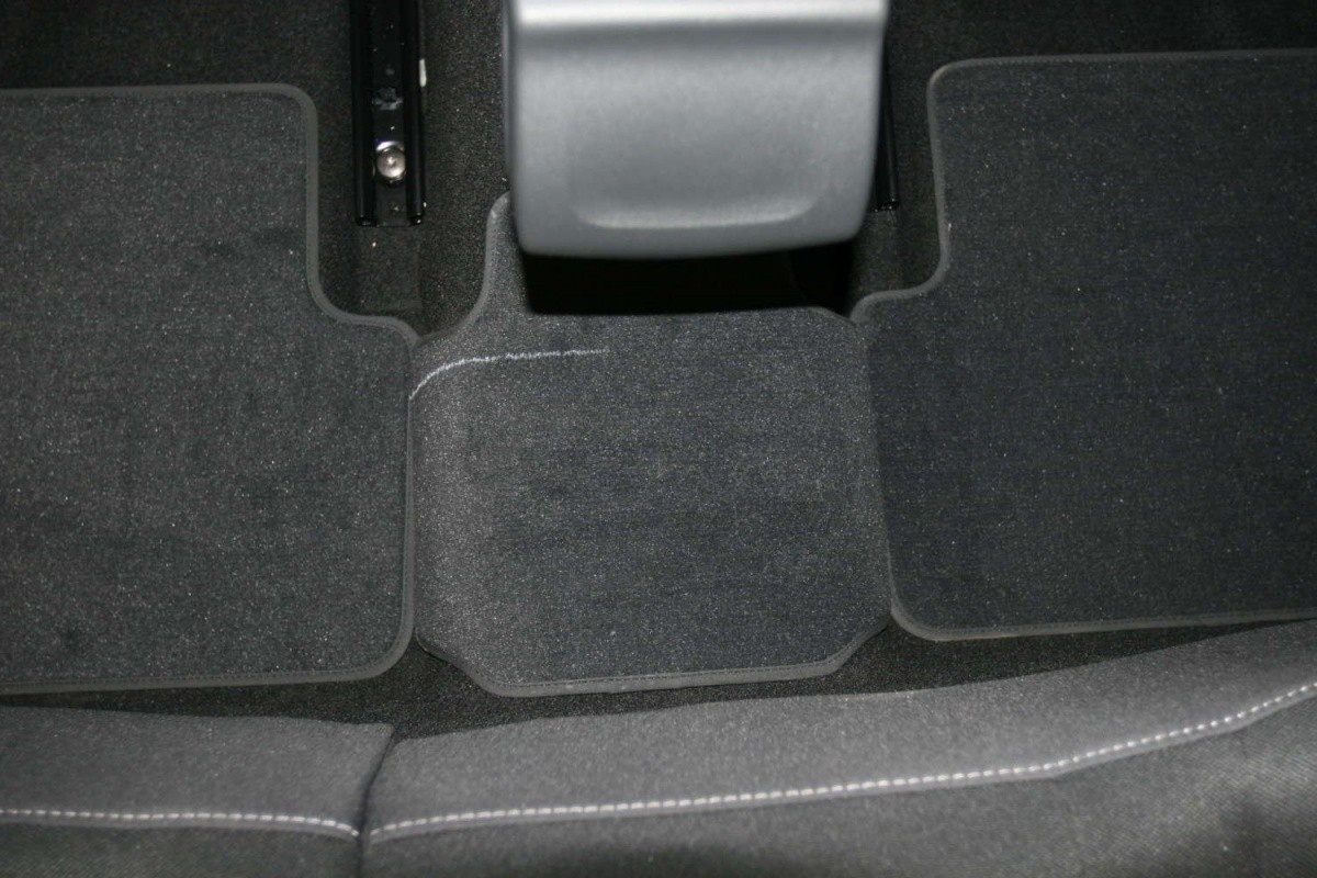 

Коврики салона RENAULT Fluence 2010 седан текстильные черные 5шт