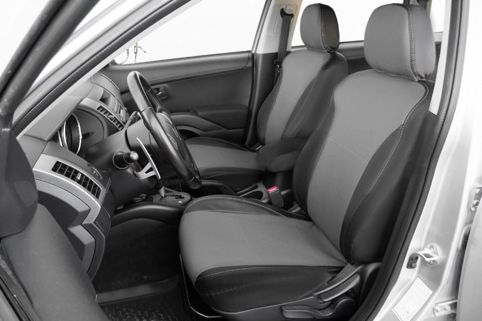 

Чехлы Почин Mitsubishi Outlander XL экокожа перфорация черно-серые