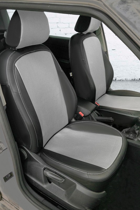 

Чехлы Почин Skoda Yeti экокожа перфорация черно-серые