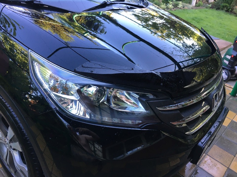 

Дефлектор капота темный Honda C-RV 2012-2017