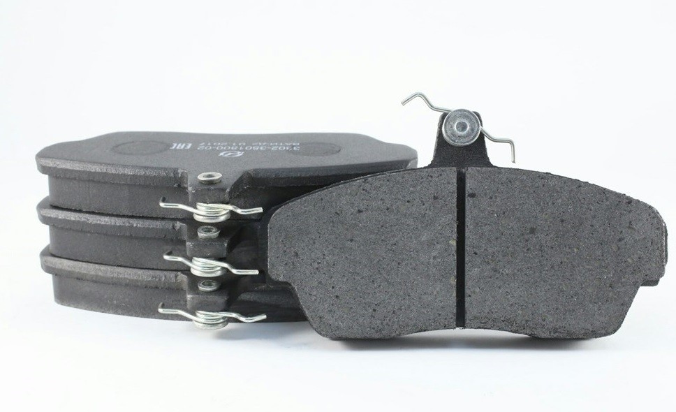 

Колодка тормозная ГАЗон Next, ПАЗ Vector Next передняя/задняя полный уст. к-т (PRAVT)