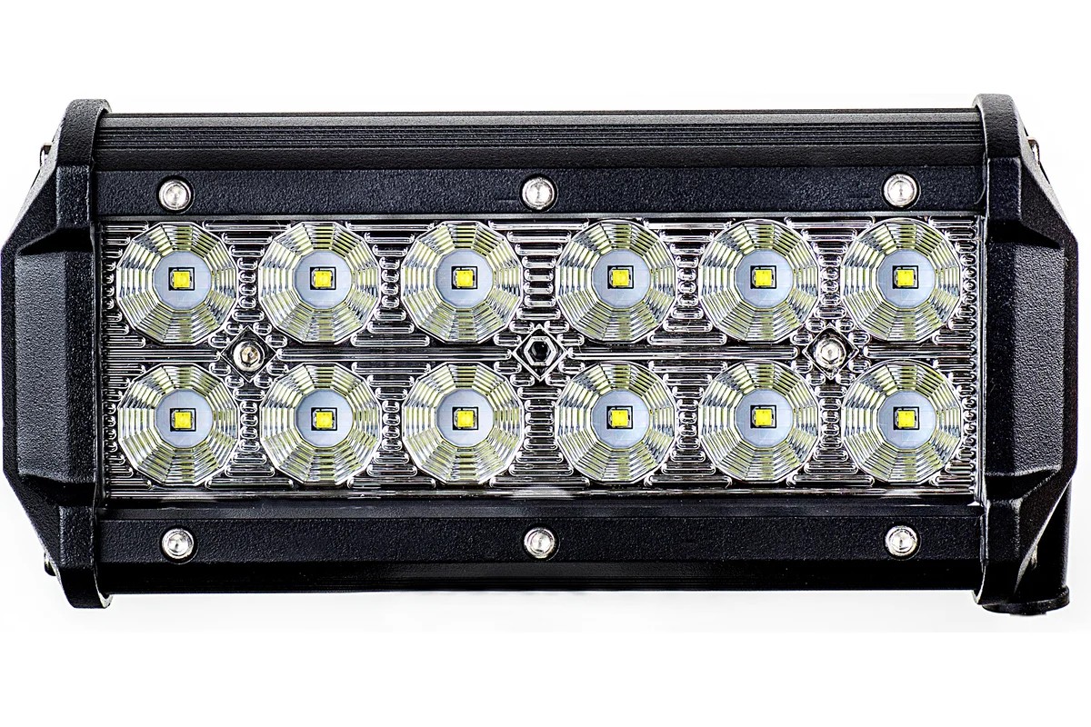 

Светодиодная балка 167x80x65 10-30V 12LED (ближний) (YADA)
