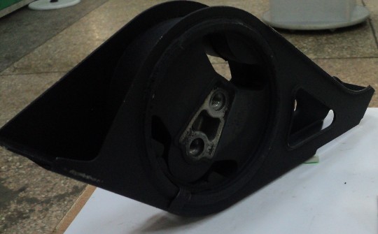 

Опора двигателя ВАЗ-1118, 2190 левая, с резьбой, н/обр. (ОАО "БРТ") "витринный образец"